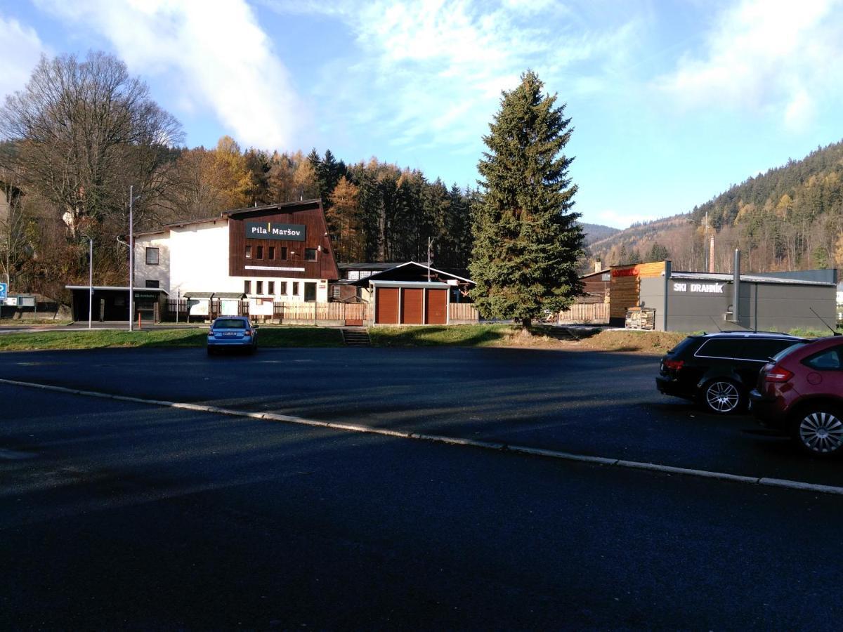 Penzion Kneifel, S.R.O. Horní Maršov Exteriör bild
